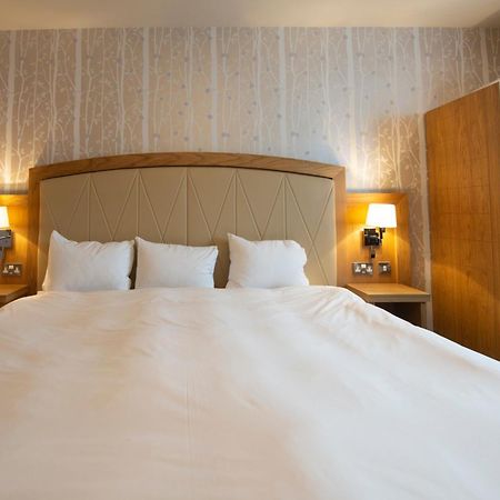 Sandford House Hotel Wetherspoon Гантінгдон Екстер'єр фото