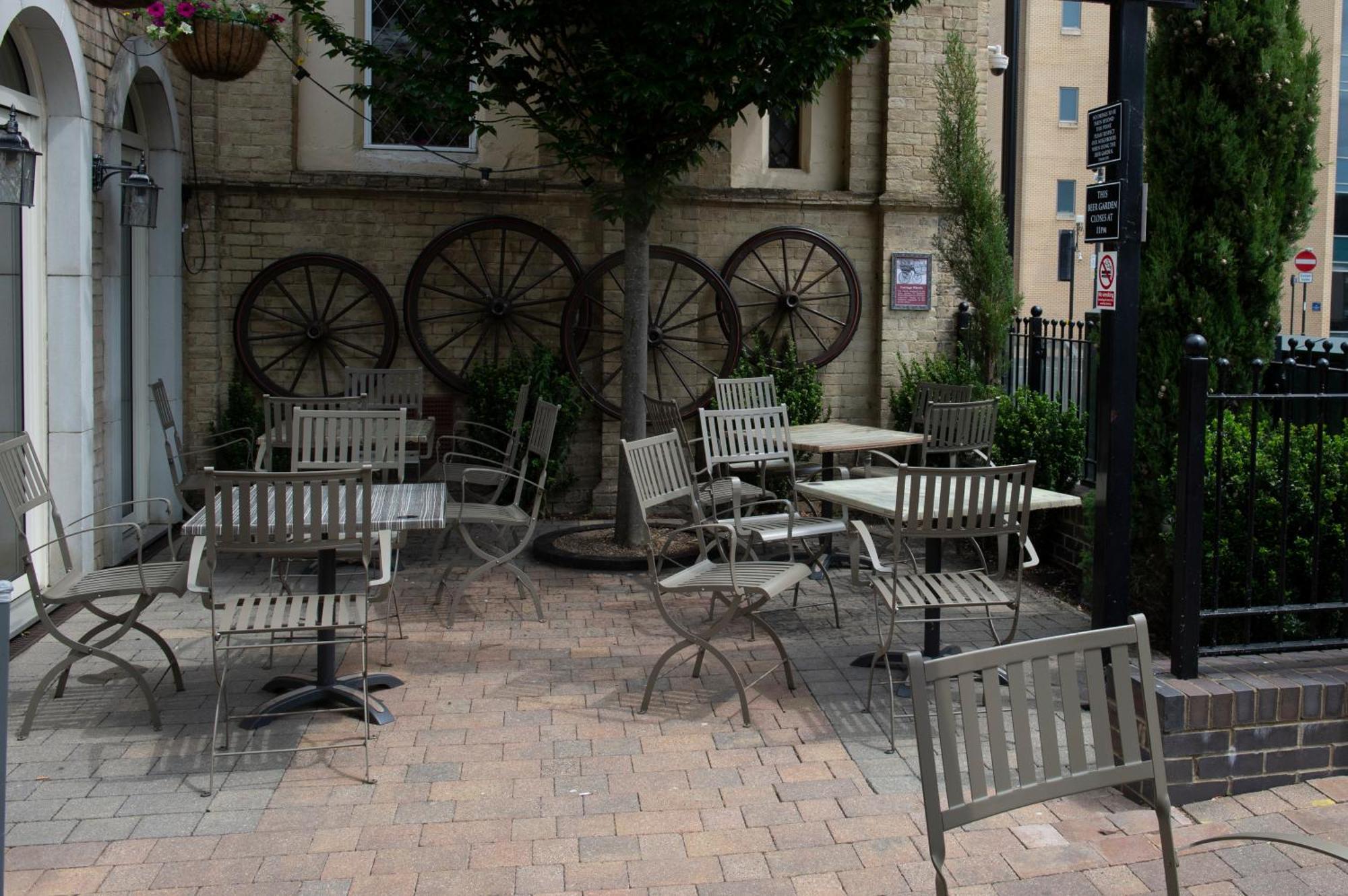 Sandford House Hotel Wetherspoon Гантінгдон Екстер'єр фото
