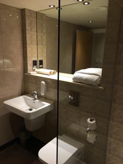 Sandford House Hotel Wetherspoon Гантінгдон Екстер'єр фото