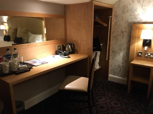 Sandford House Hotel Wetherspoon Гантінгдон Екстер'єр фото
